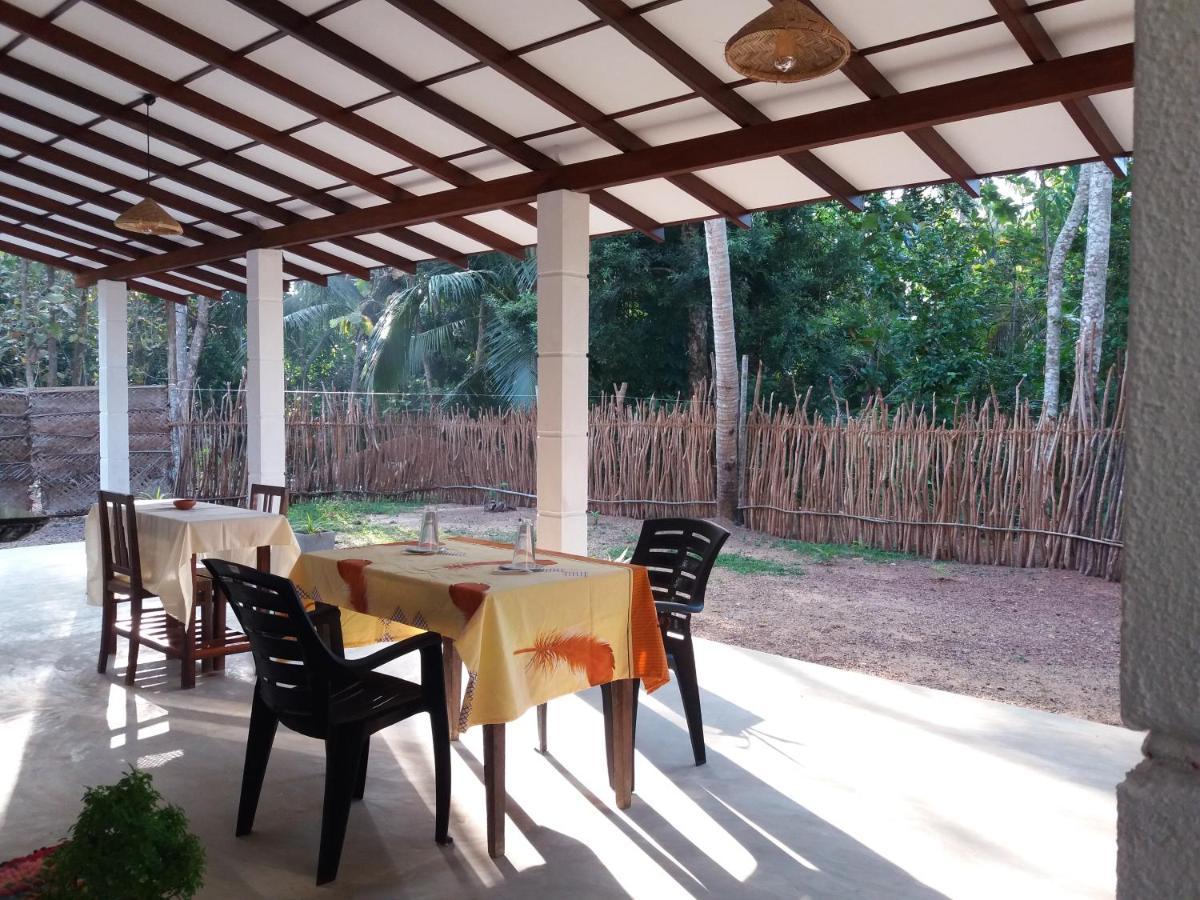 Cashew Villa Hiriketiya Диквелла Экстерьер фото